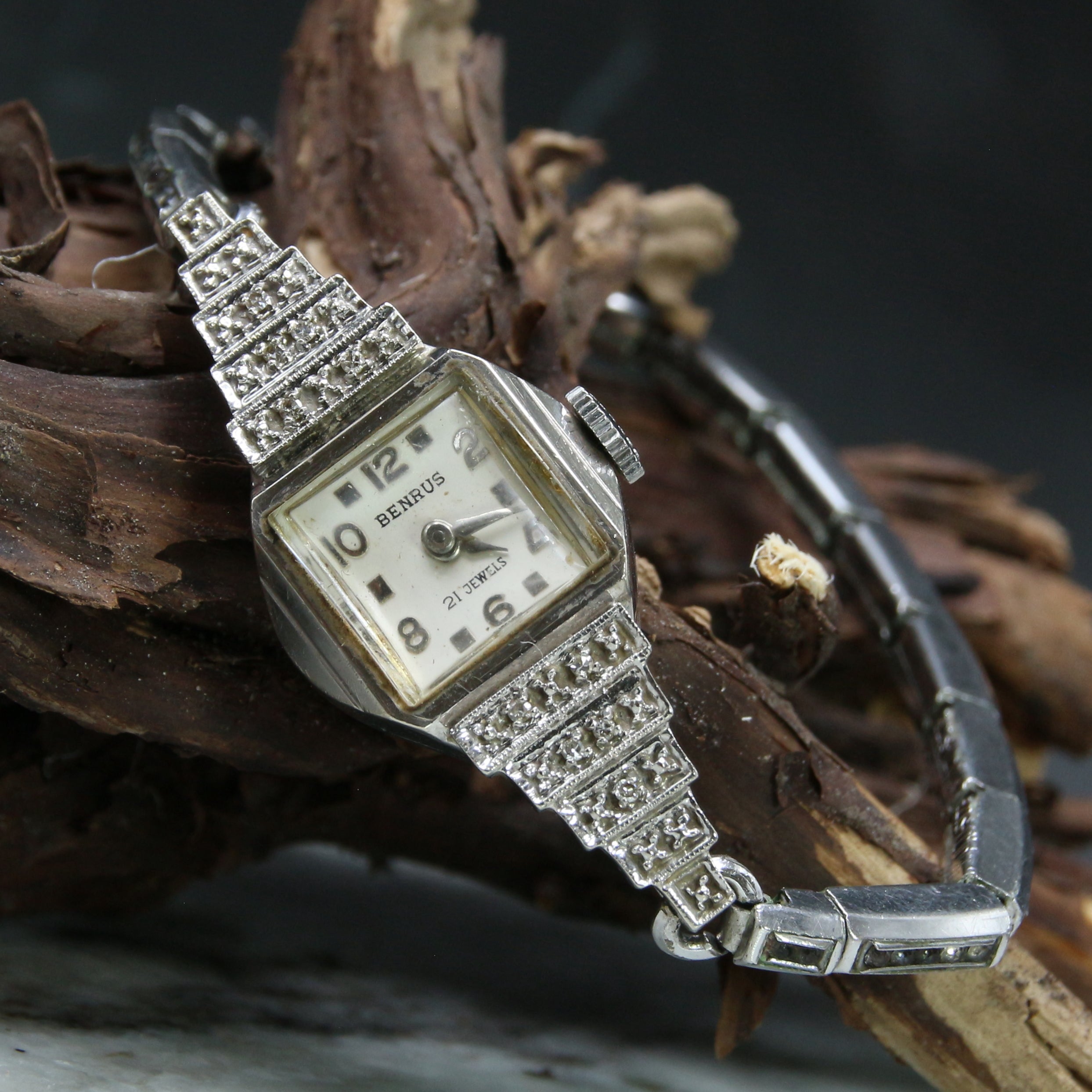 Benrus diamond on sale quartz ladies watch