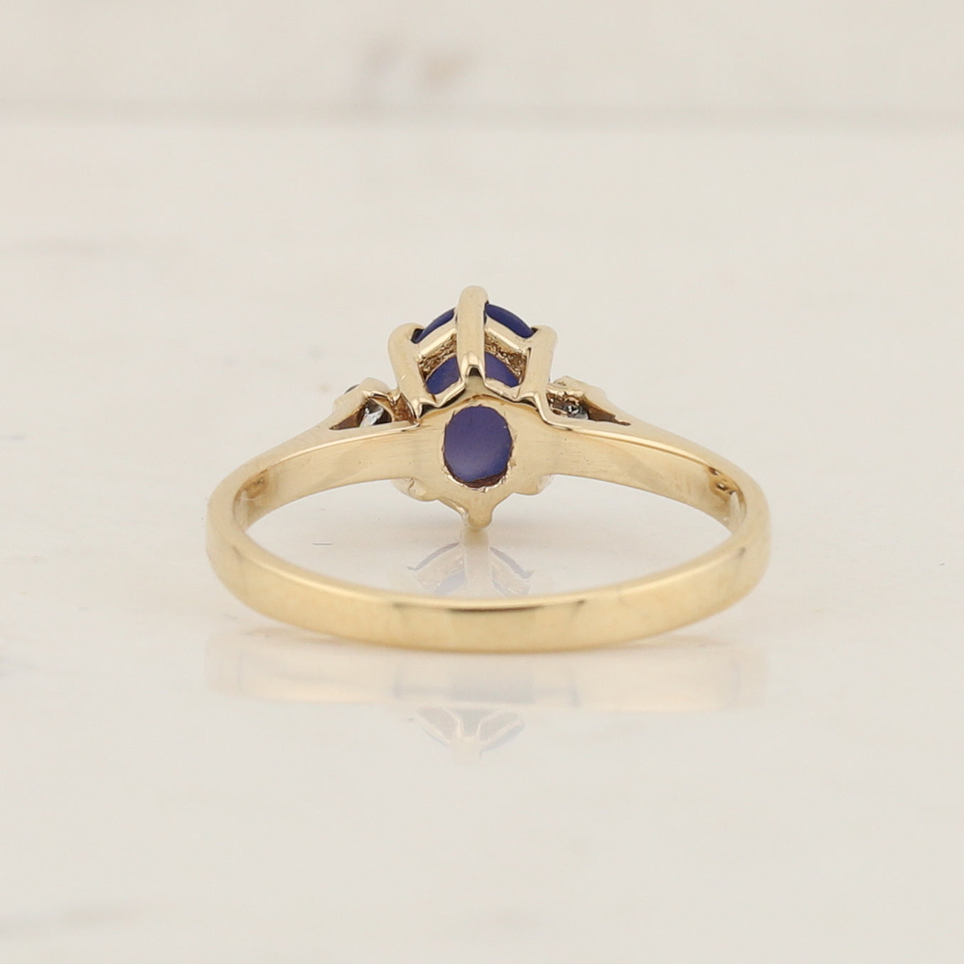 Yellow Gold Blue Sapphire Ring