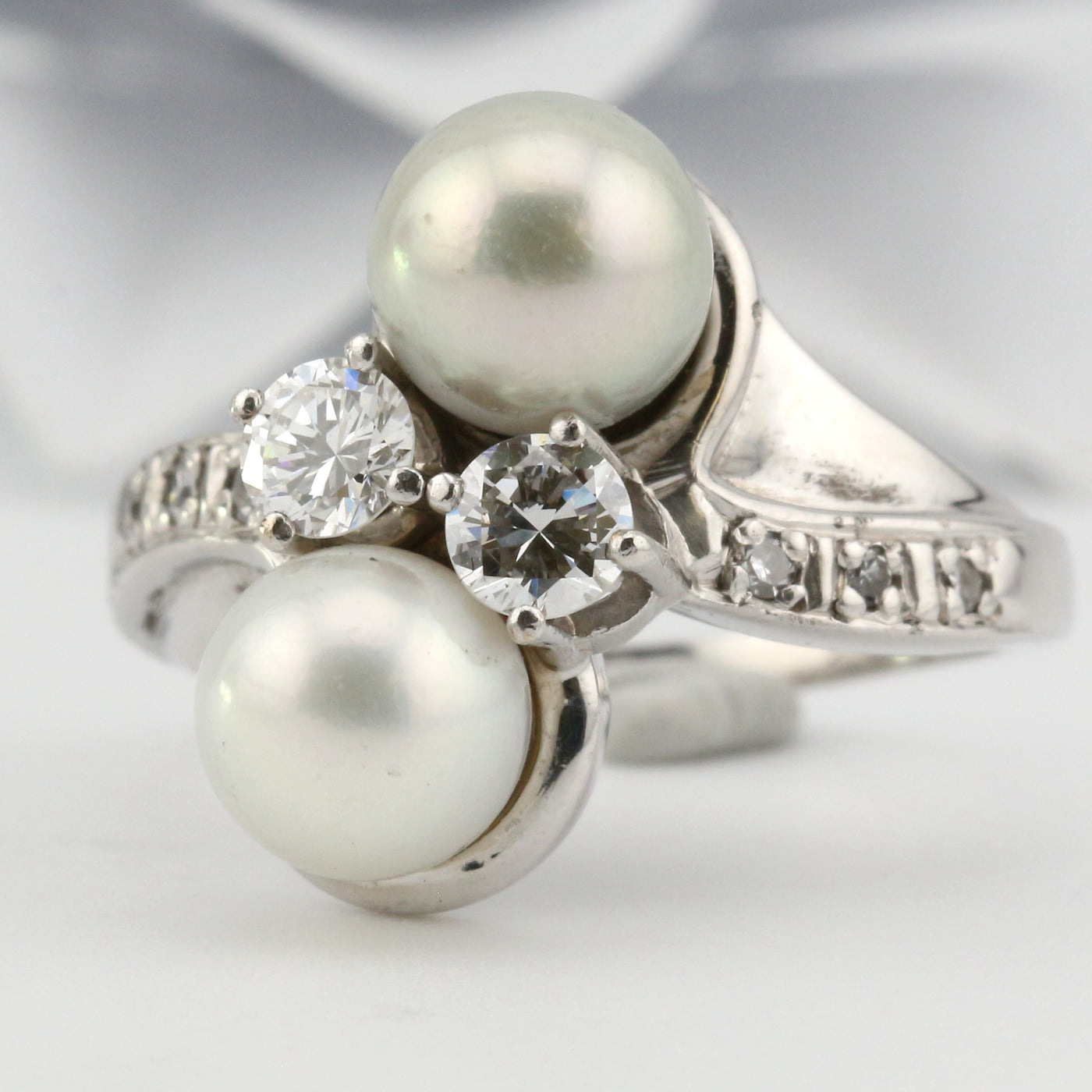 Pearl & Diamond RIng