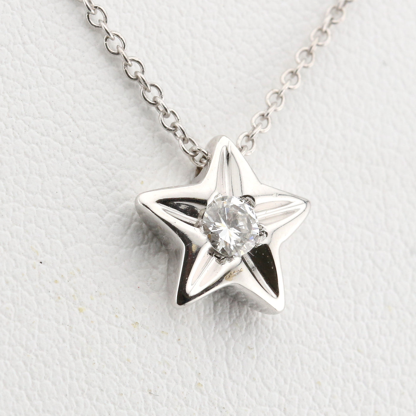 Diamond star pendant