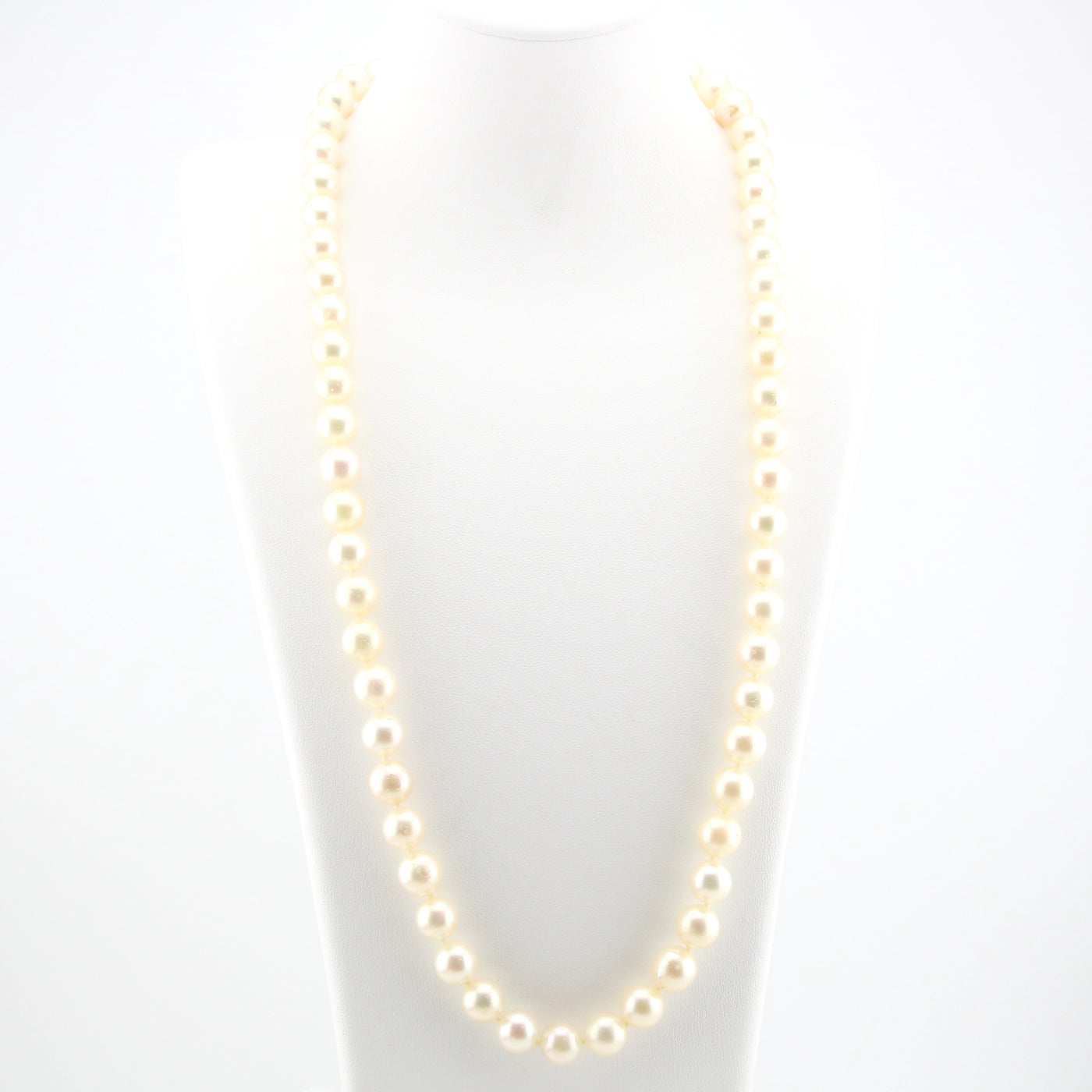 Pearl necklace