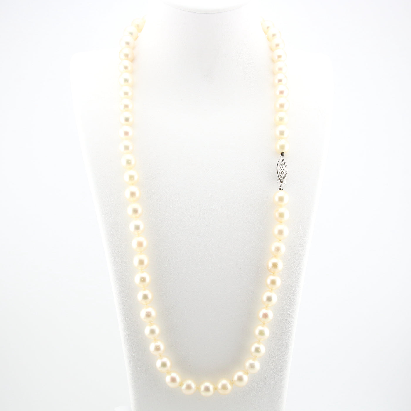 Pearl necklace