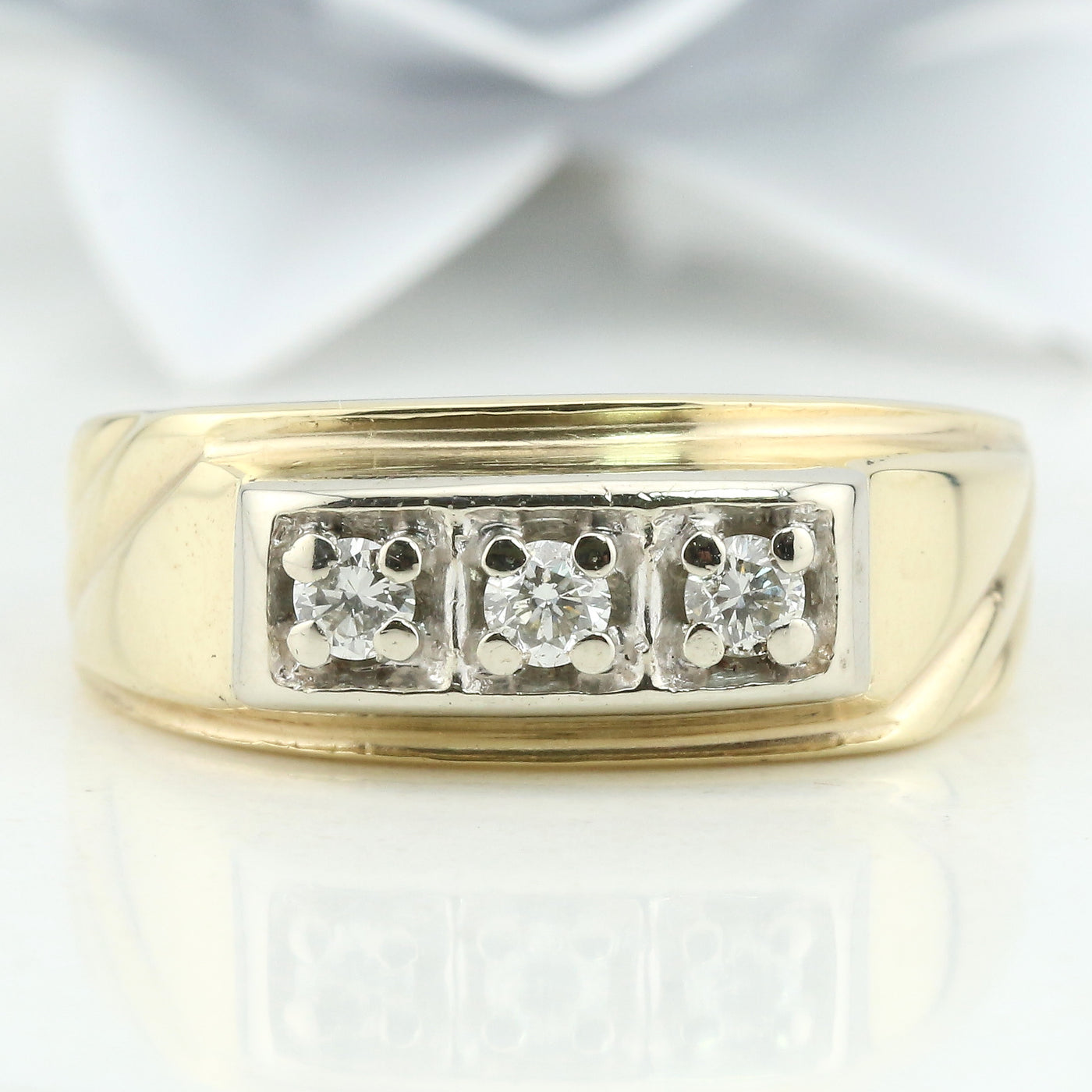 Men's diamond ring