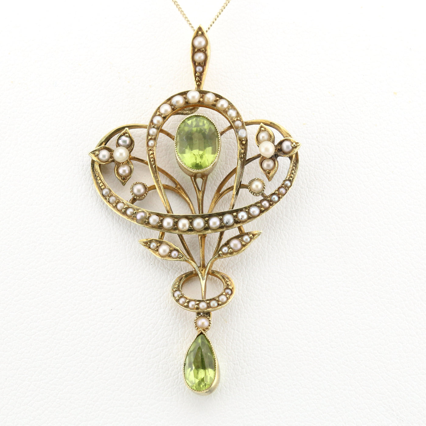 Peridot and Pearl pendant