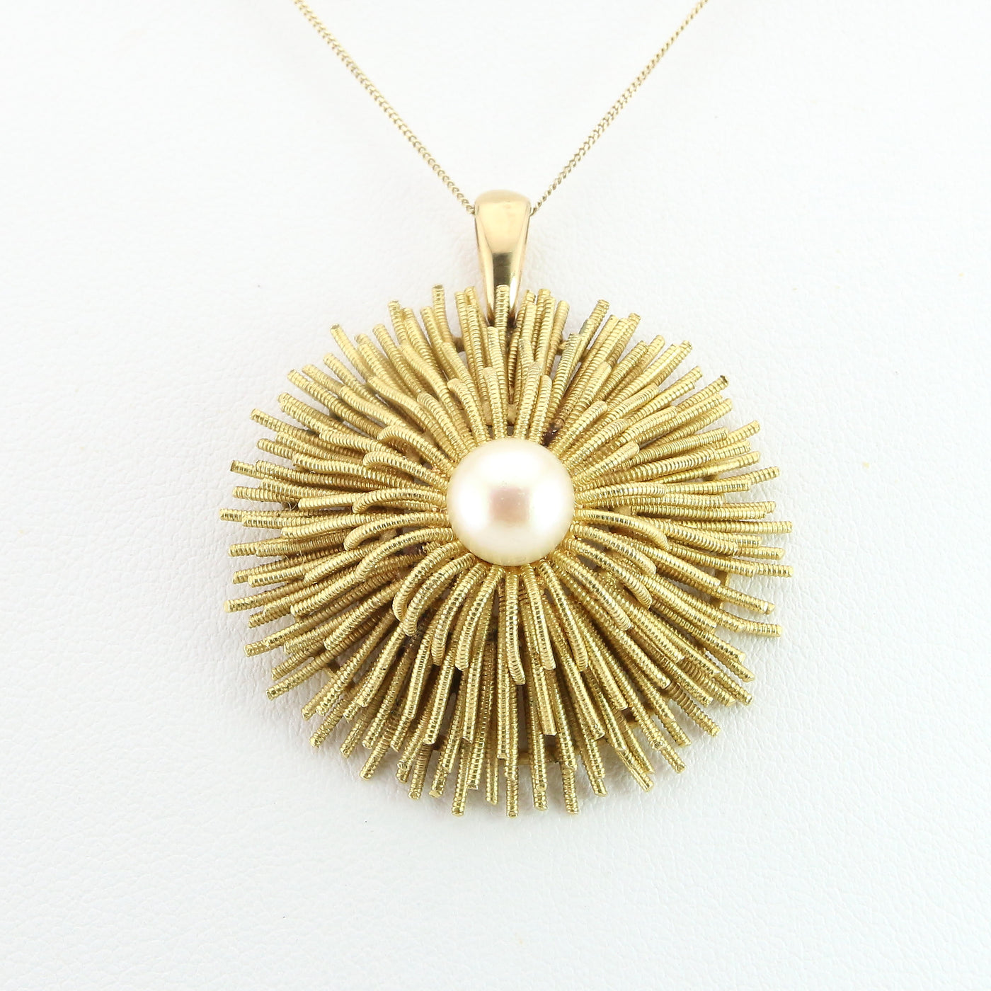 Flower Pendant with pearl