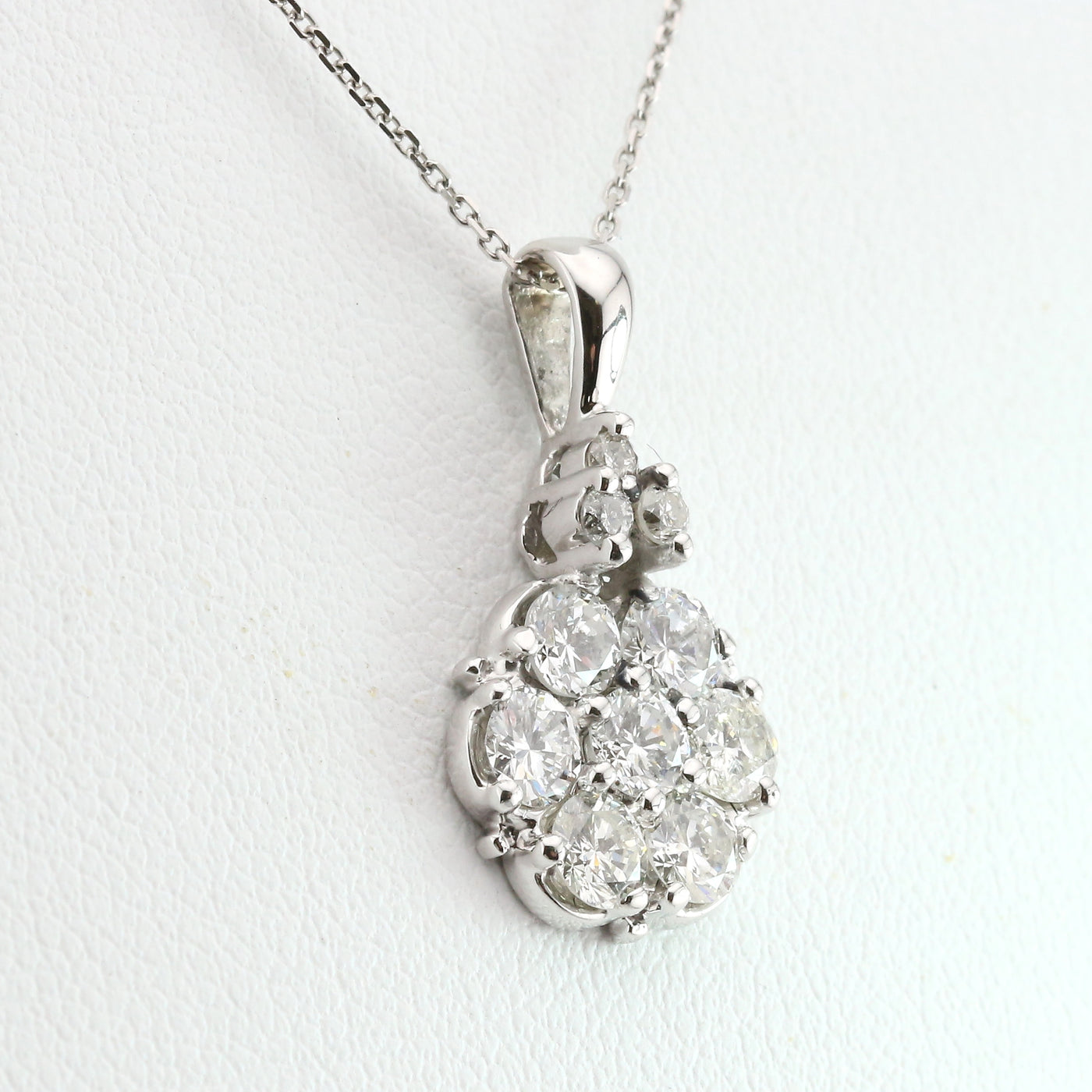 Diamond pendant