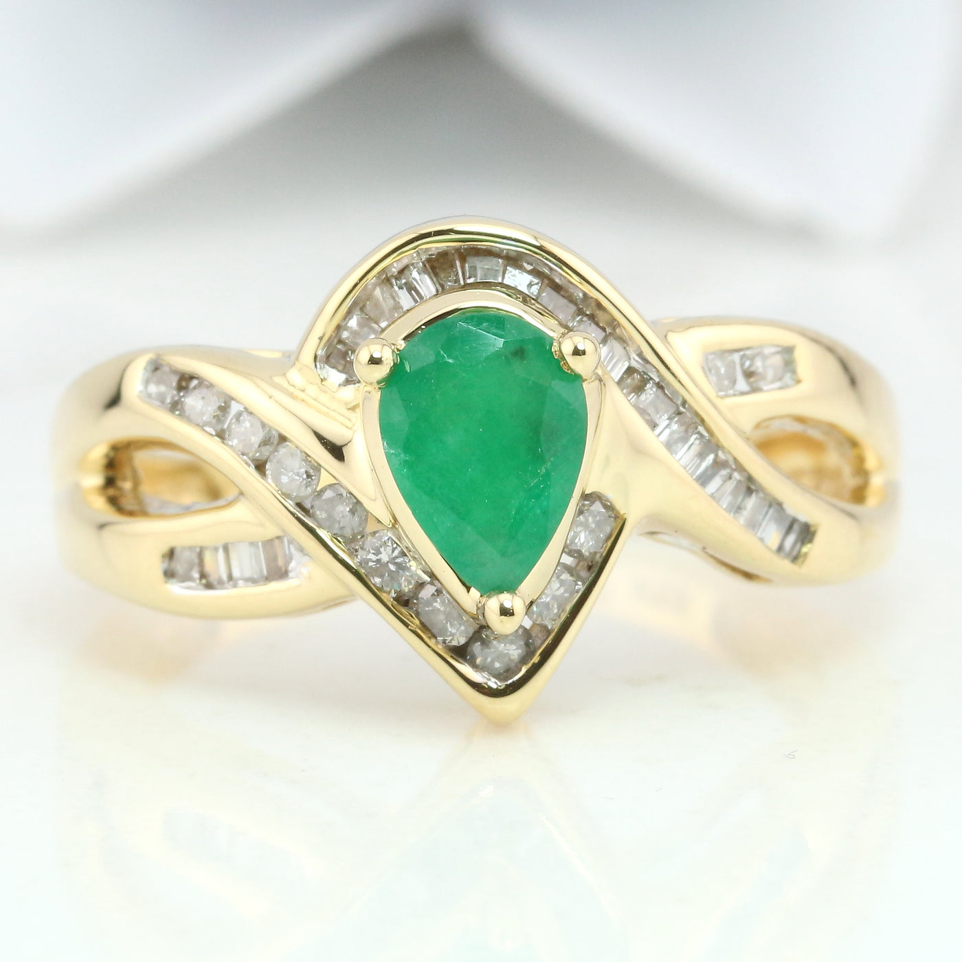 Emerald ring