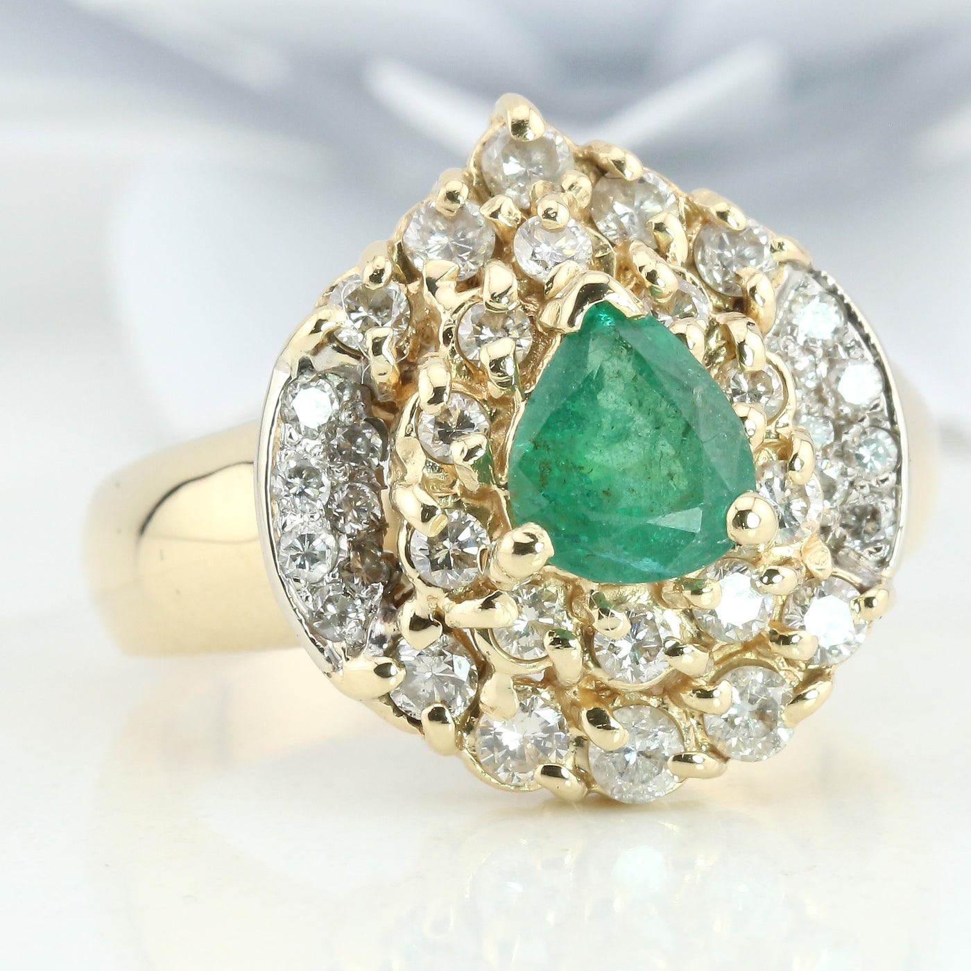 Emerald ring