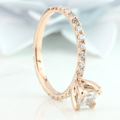 Solitaire diamond ring