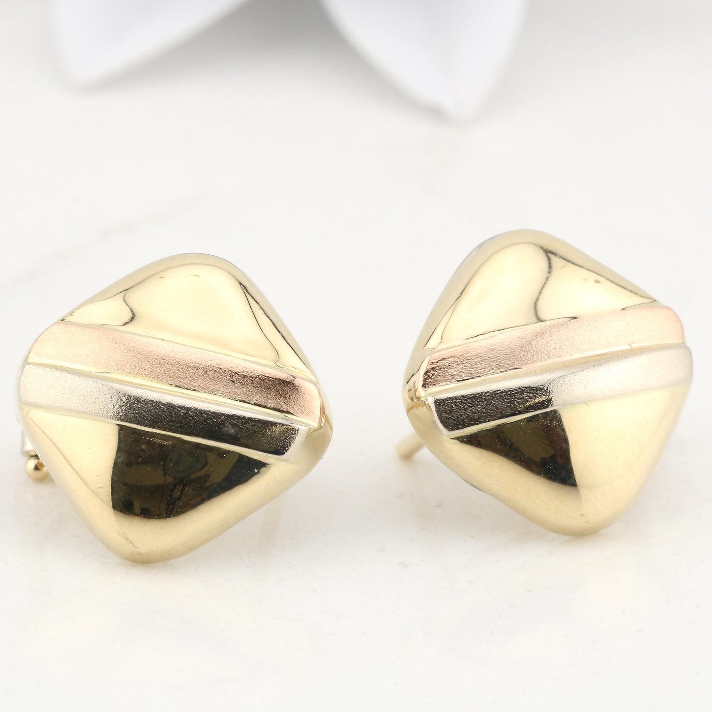 Three-tone gold earrings