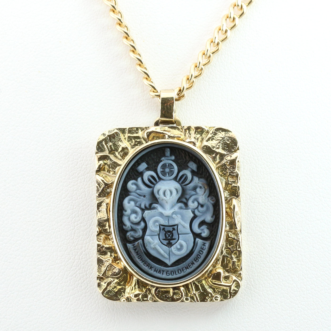 Unique Cameo pendant with chain