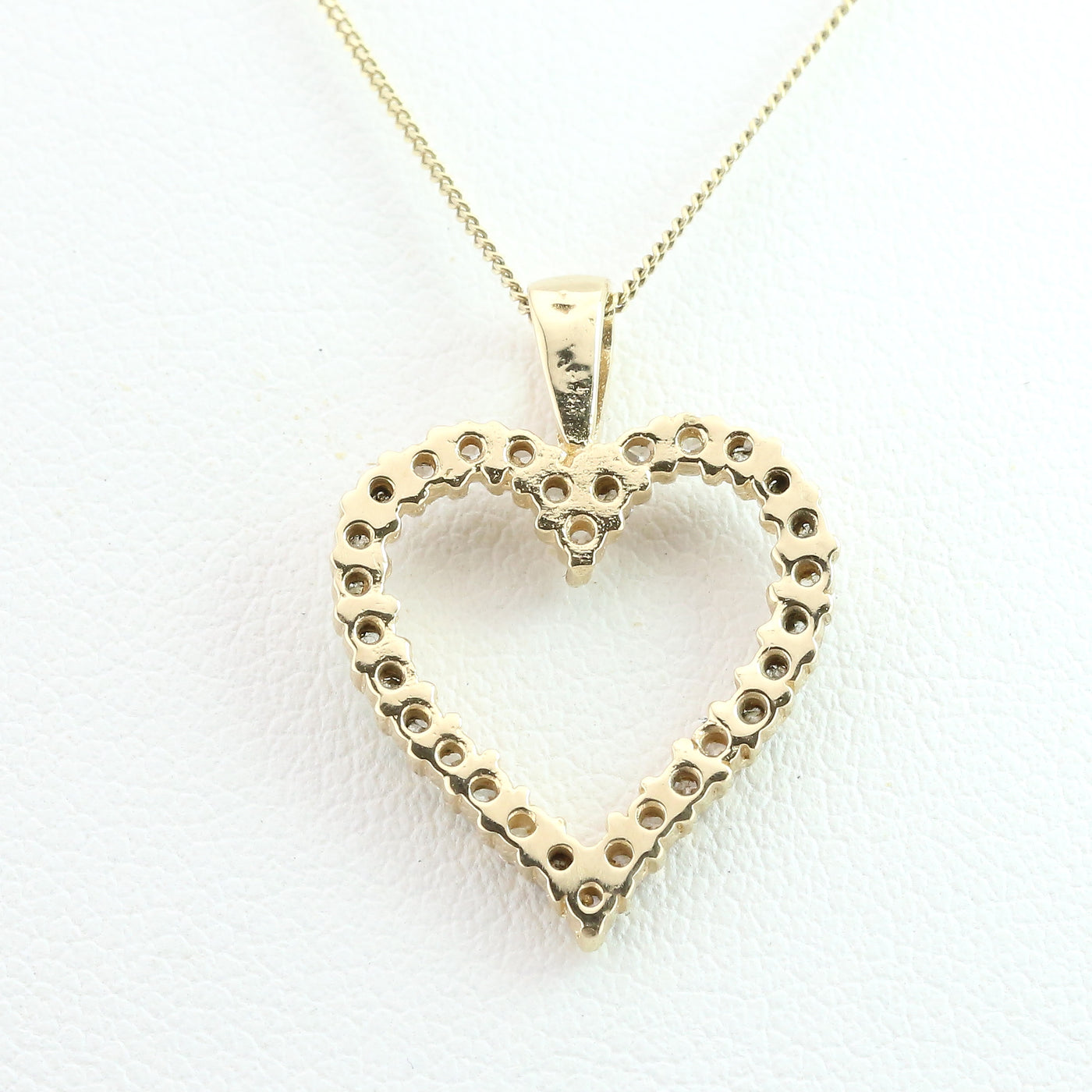 Diamond heart pendant