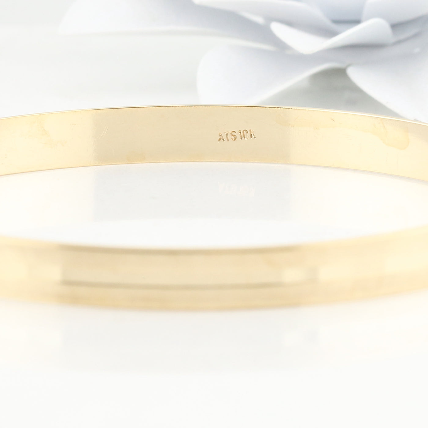 Gold bangle