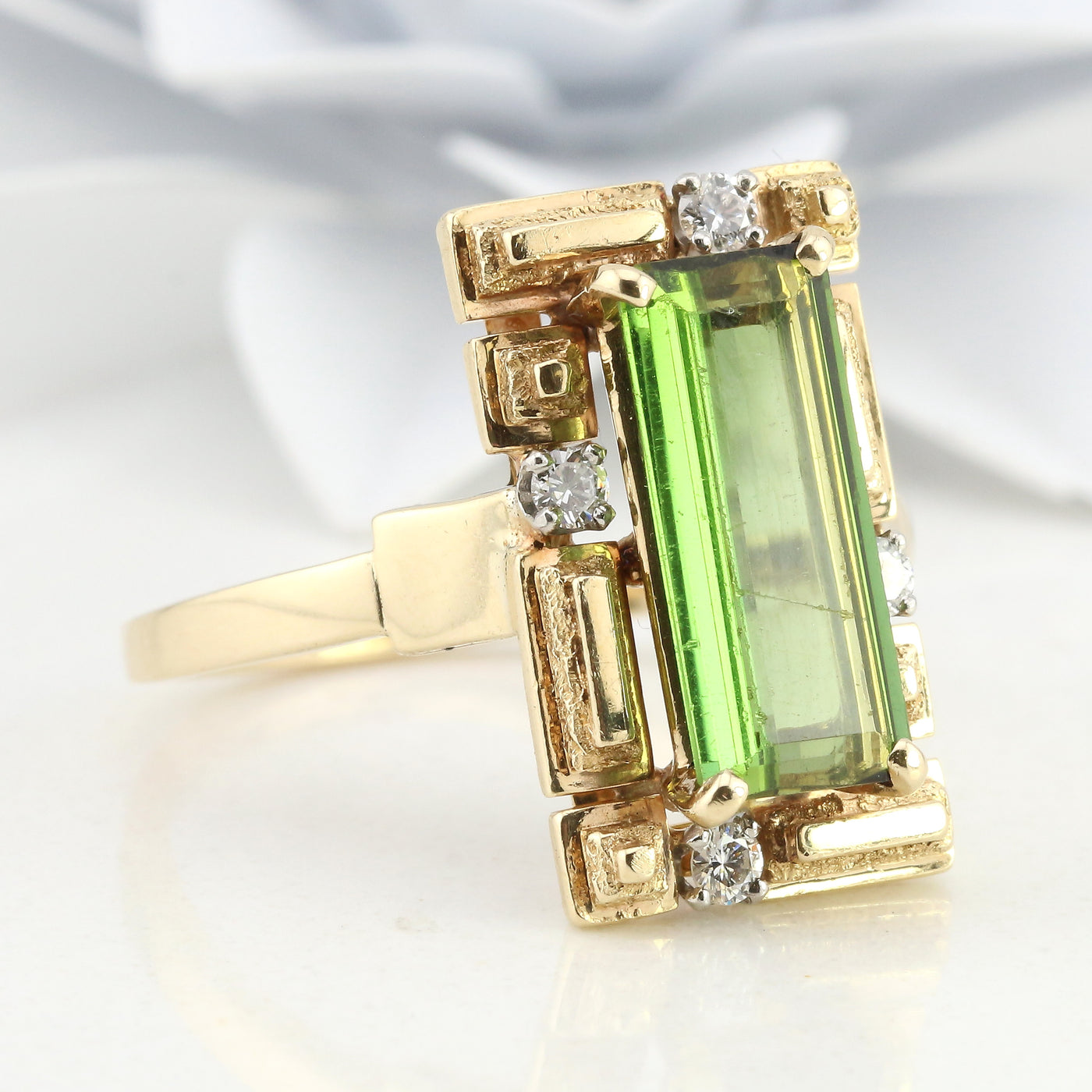 Green tourmaline  and diamond ring