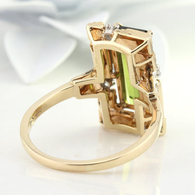 Green tourmaline  and diamond ring