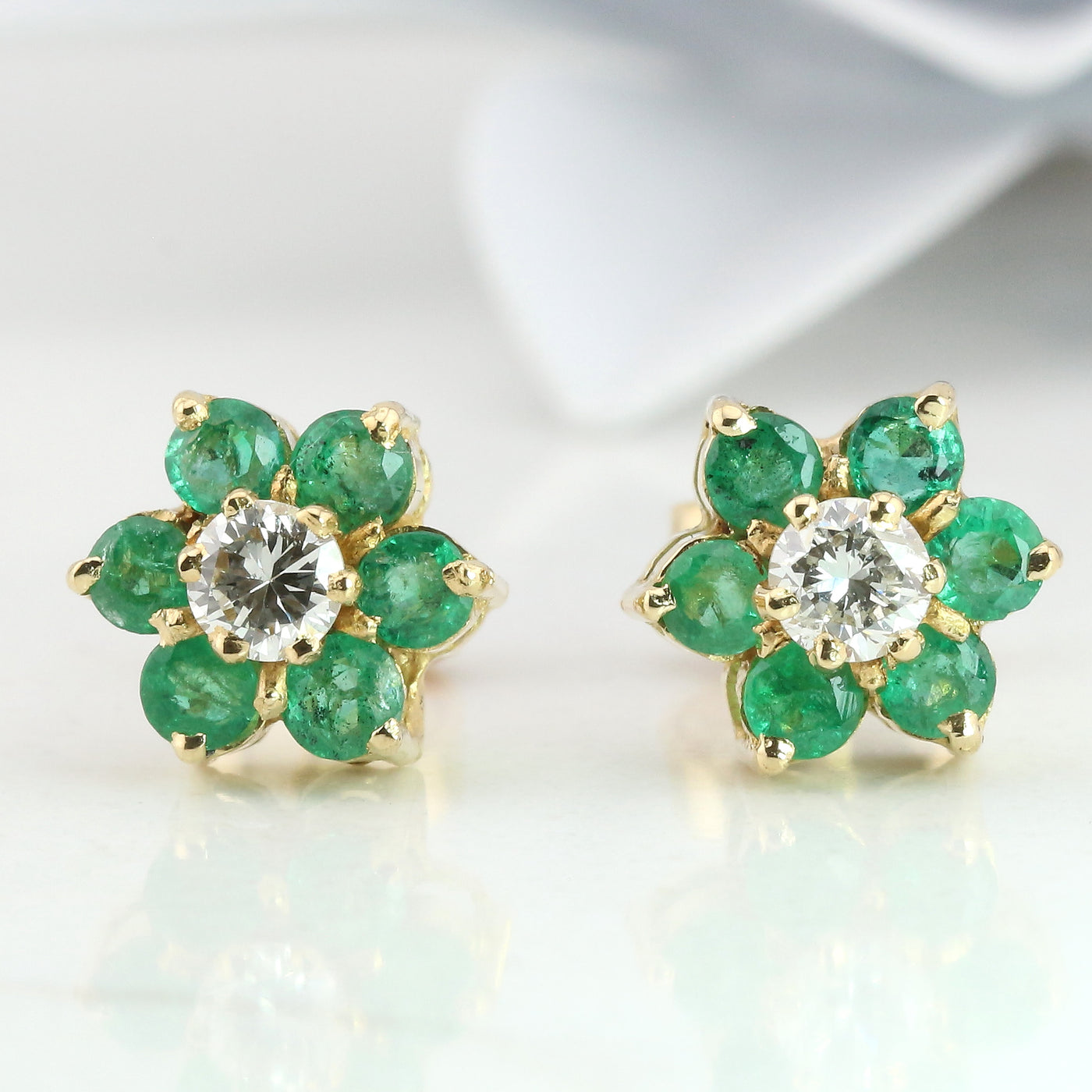 Emerald & diamond earring studs