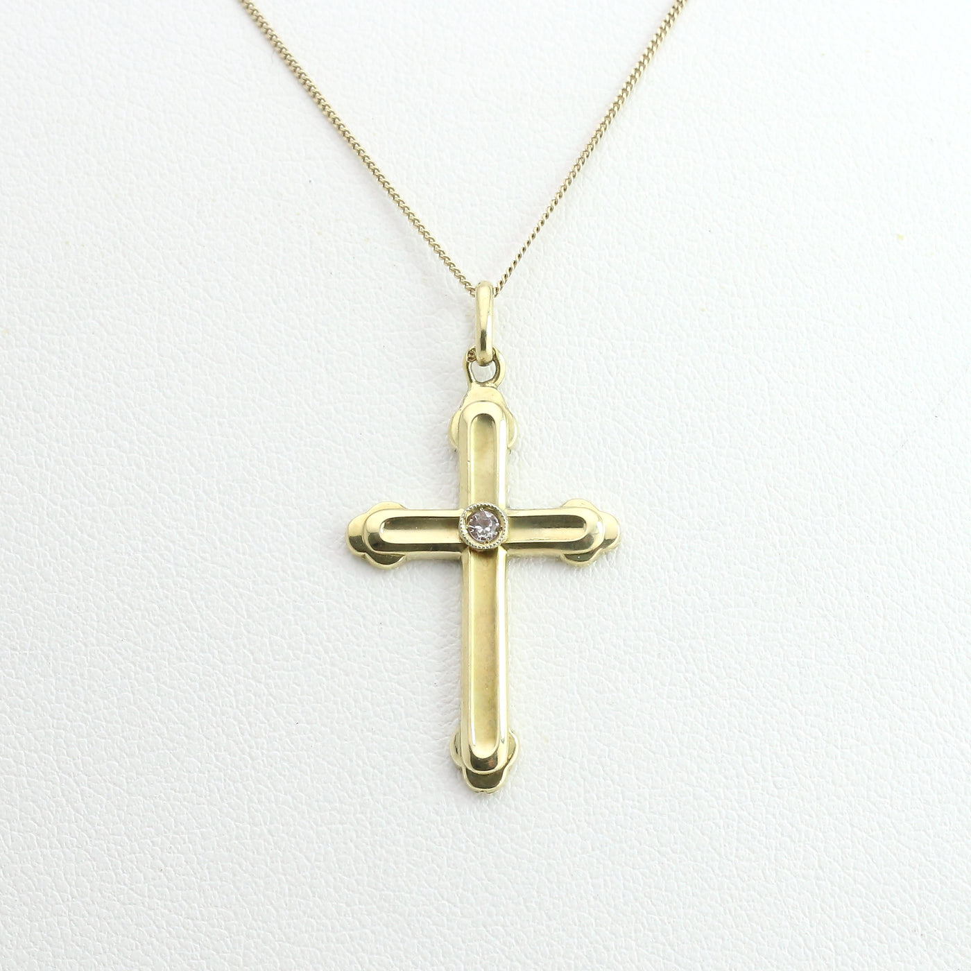 Cross pendant