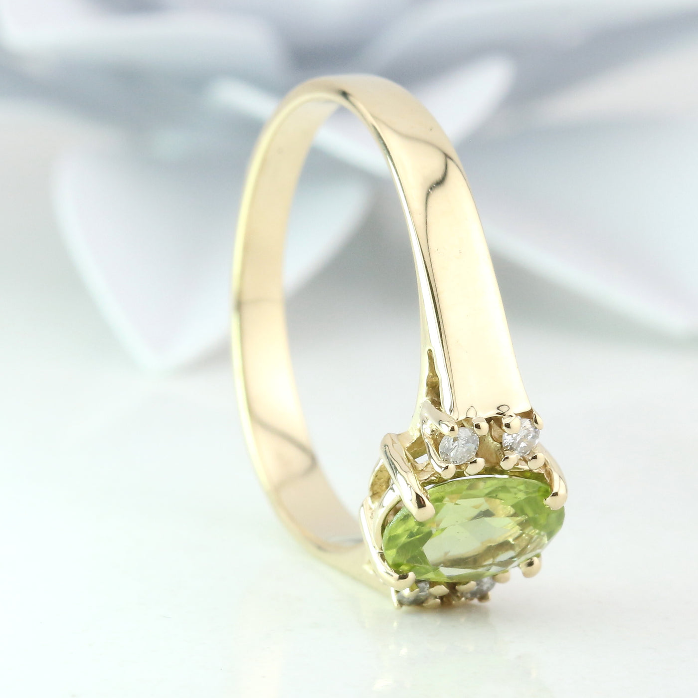 Peridot & Diamond Ring