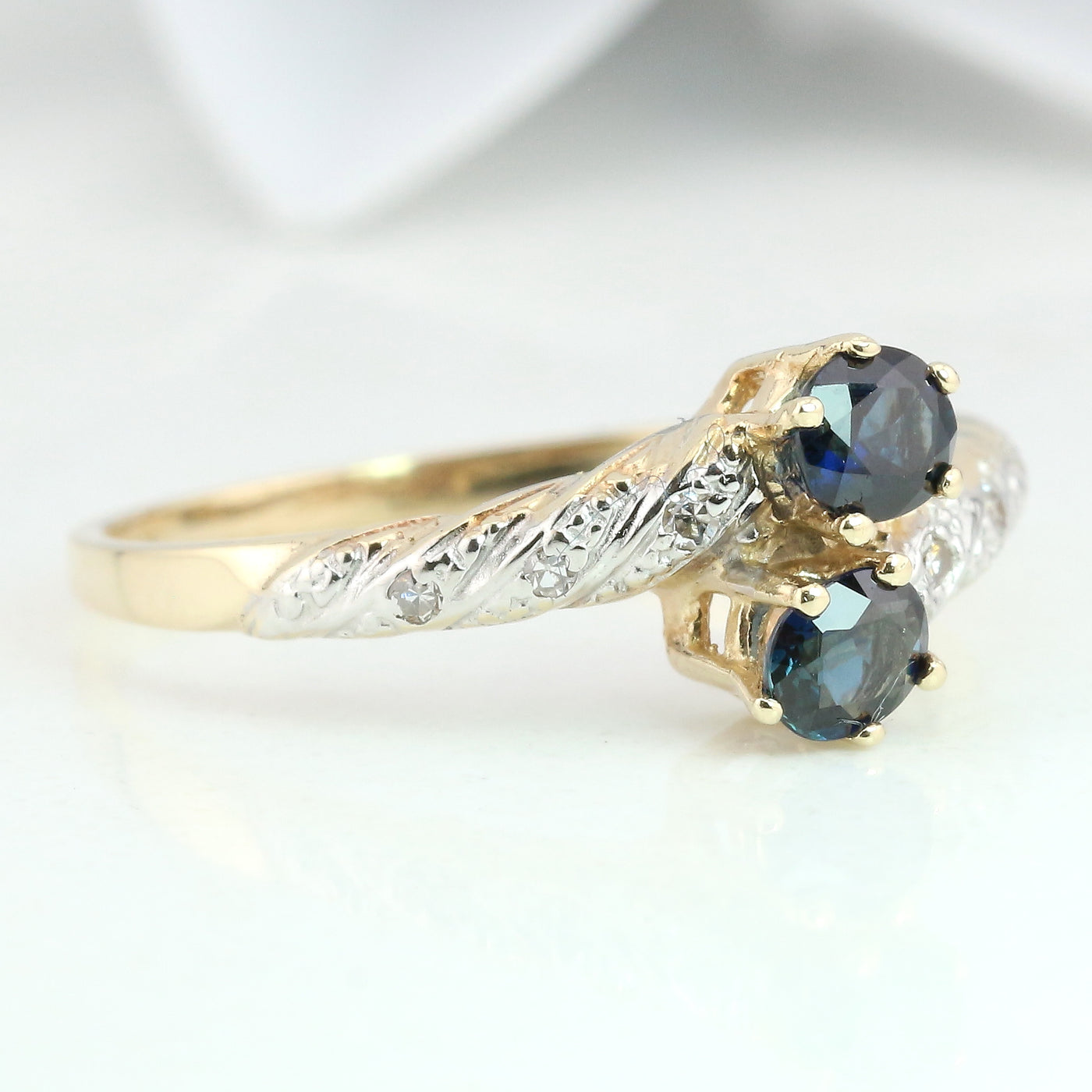 Sapphire & diamond ring