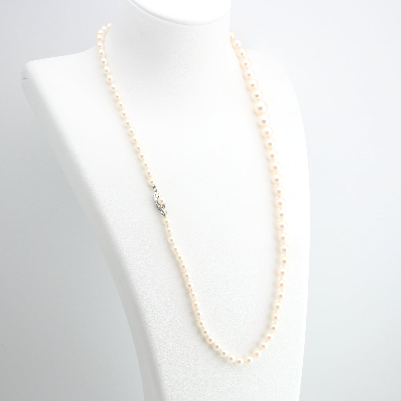 Pearl Necklace