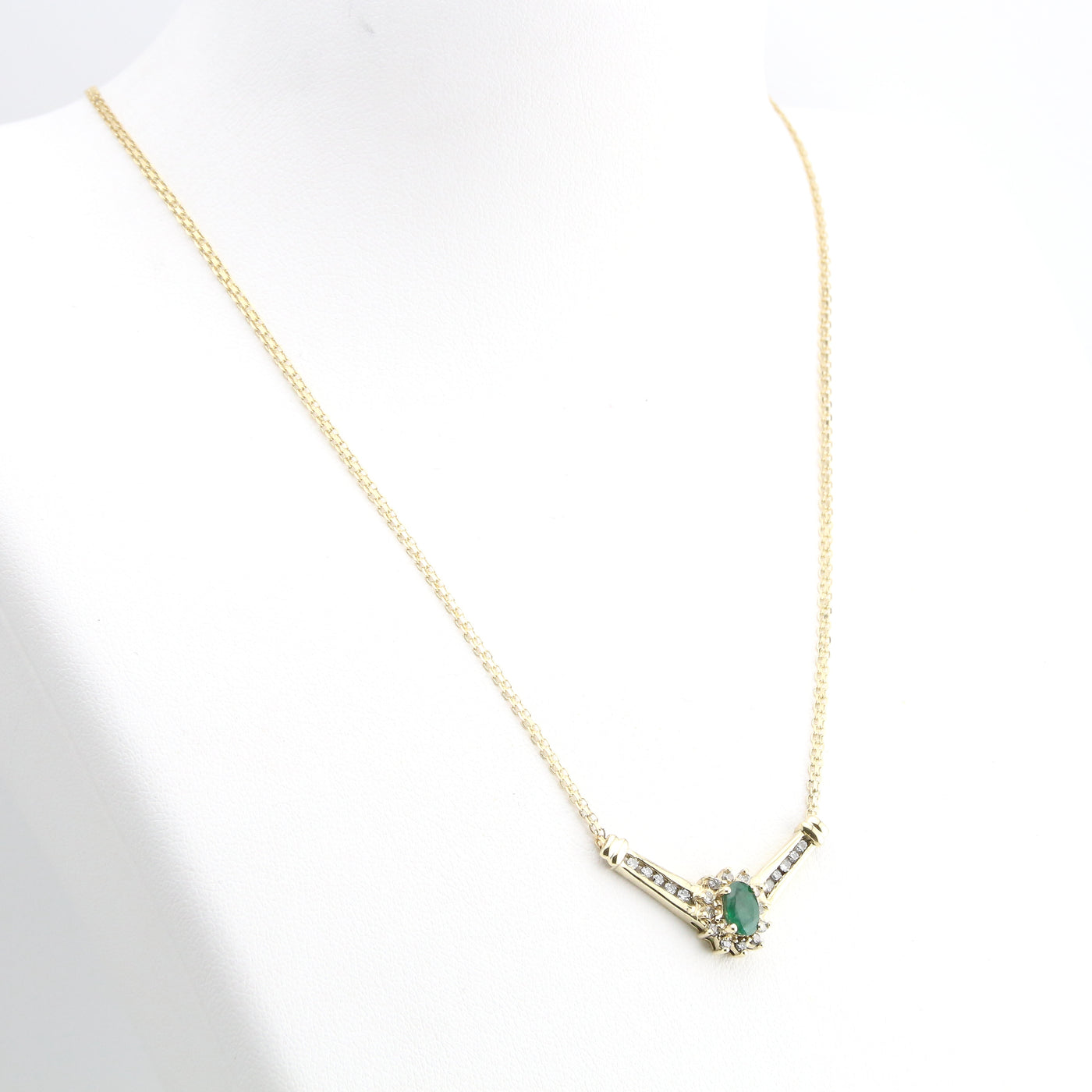 Emerald and Diamond Necklace