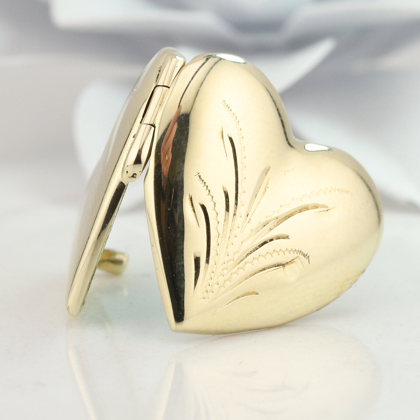 Yellow Gold Heart Locket