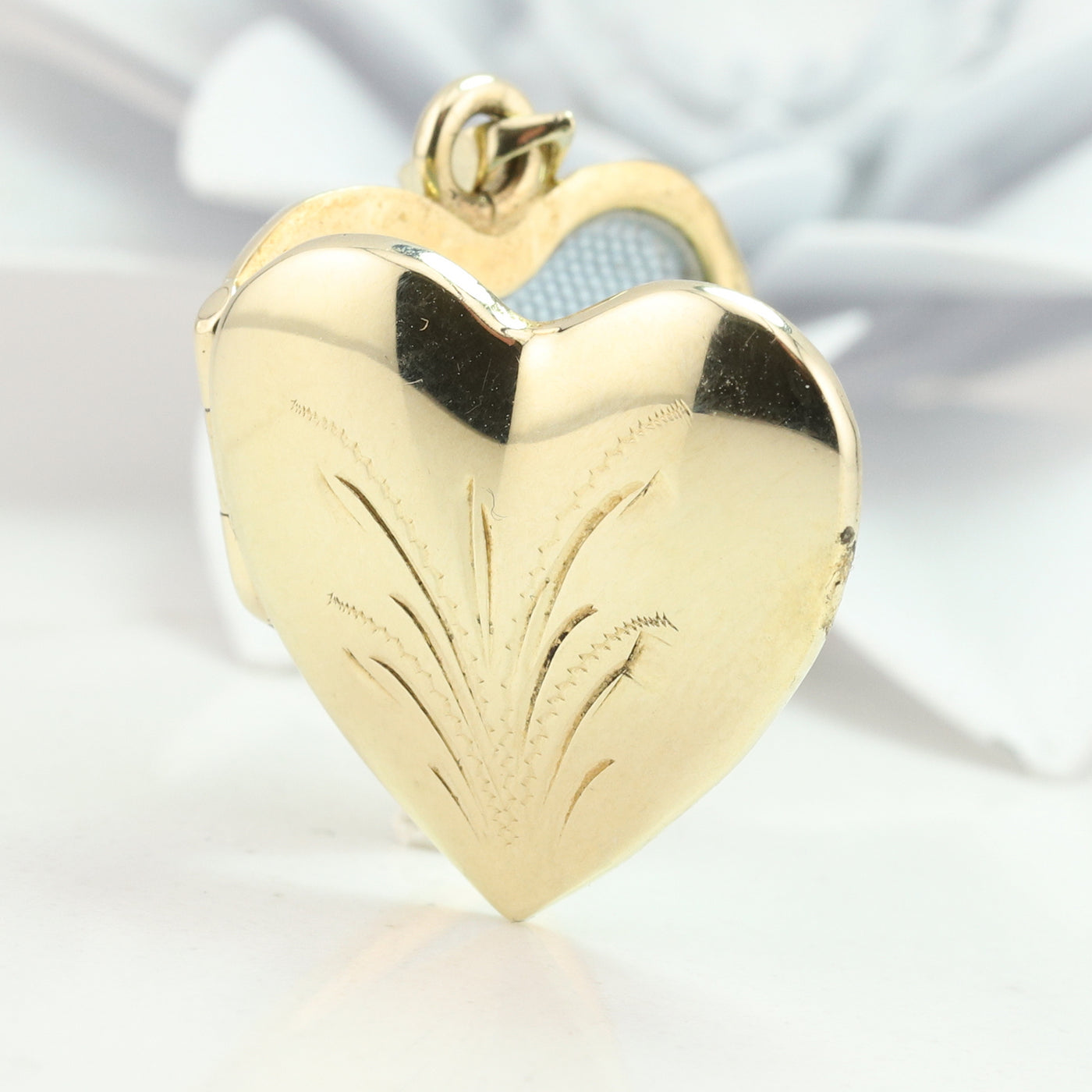 Yellow Gold Heart Locket