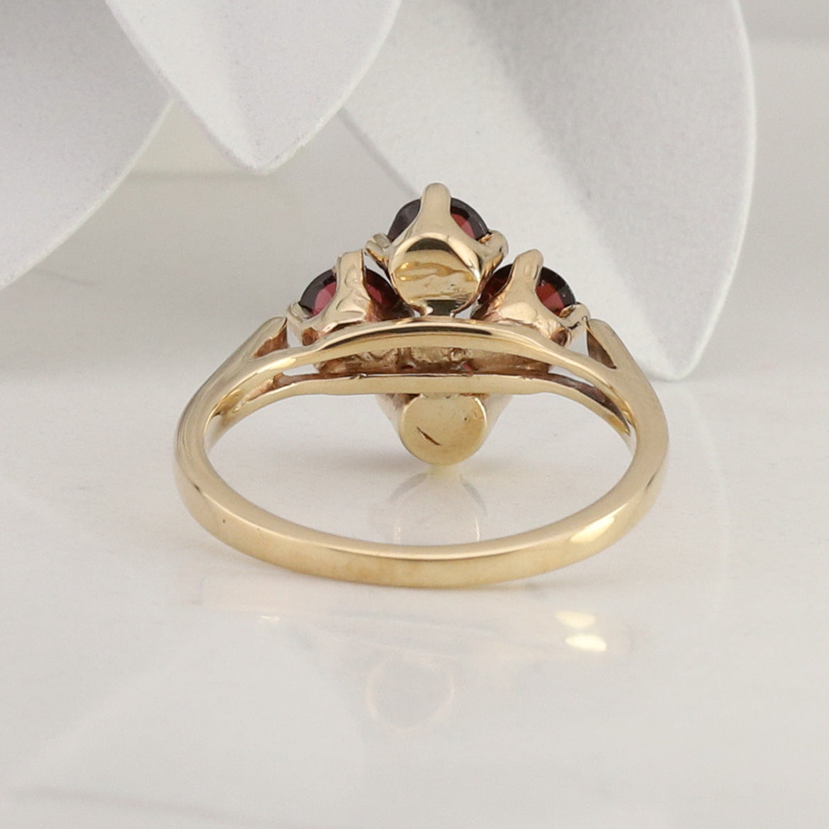 Yellow Gold Garnet Ring