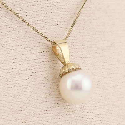 Yellow Gold Pearl Pendant
