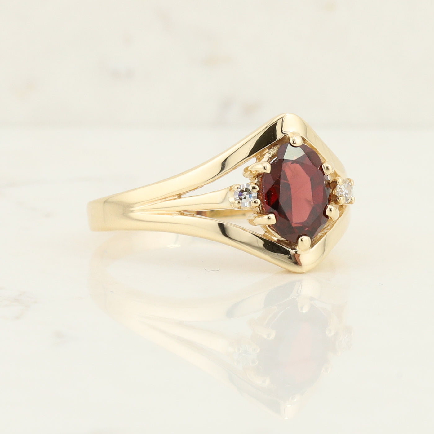 Oval Garnet Ring